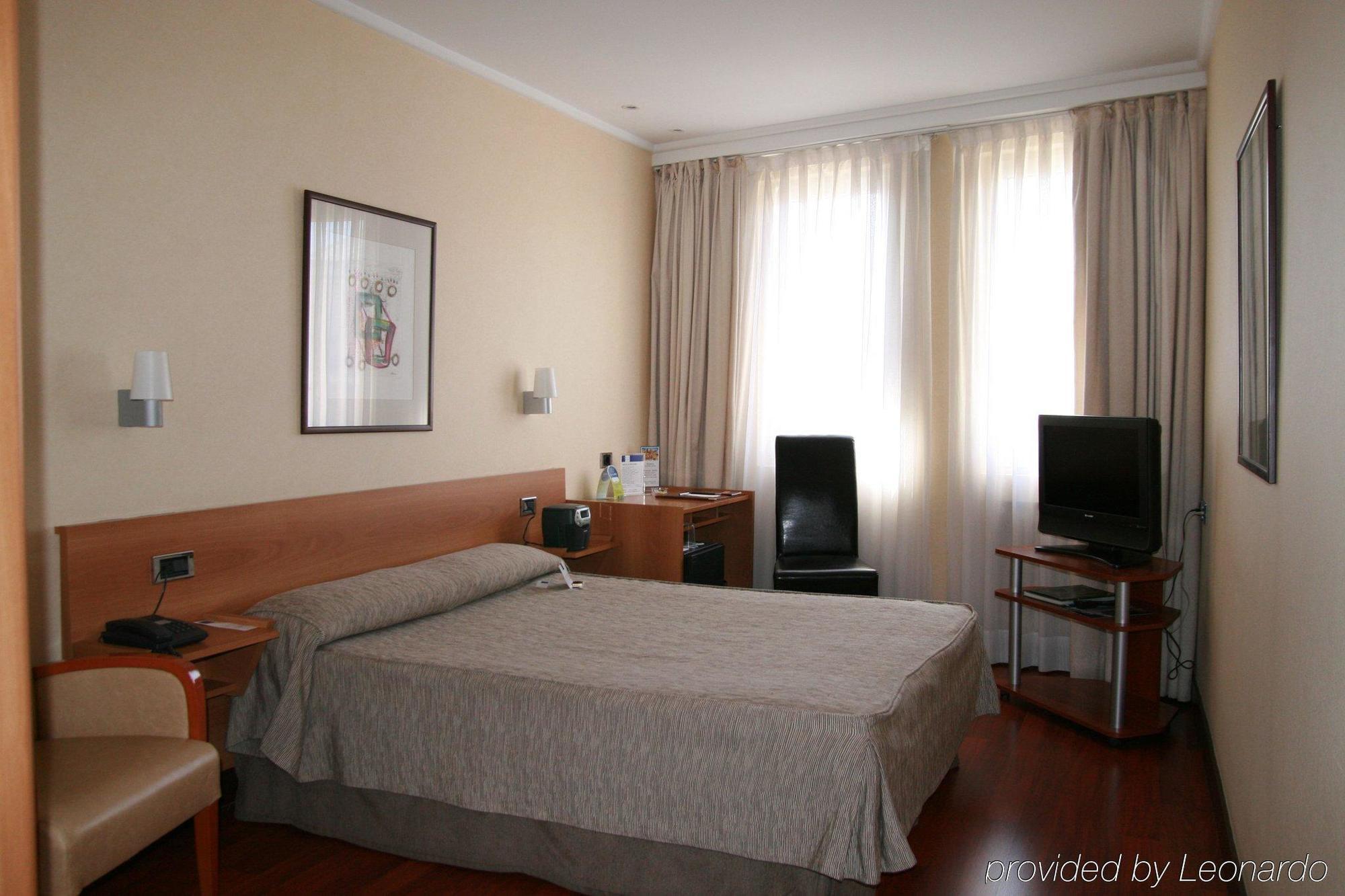 פמפלונה Hotel Yoldi חדר תמונה