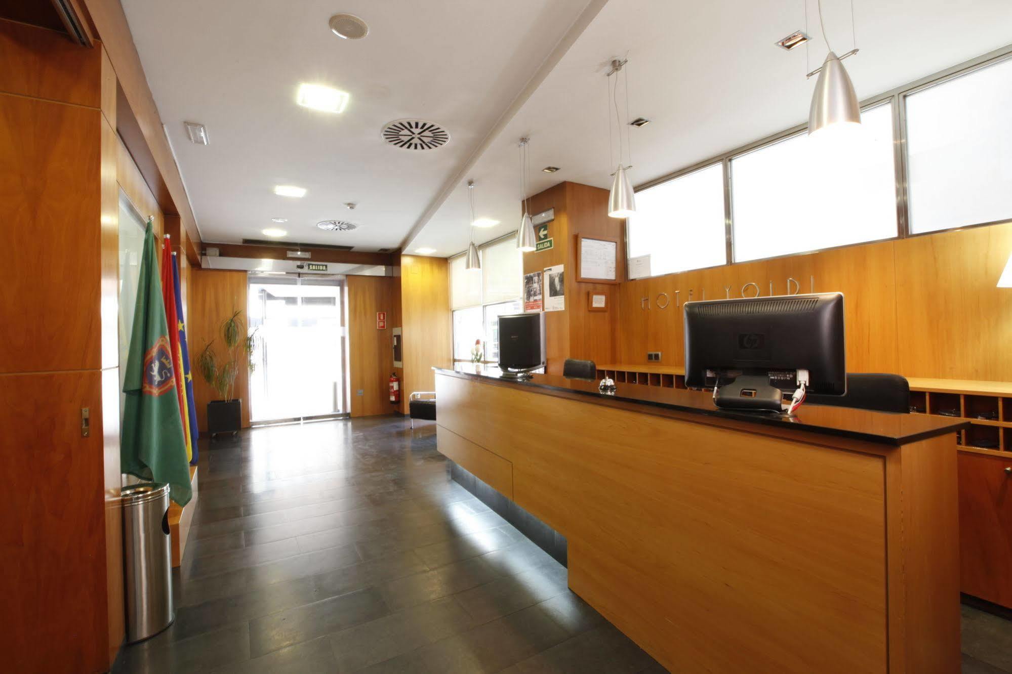 פמפלונה Hotel Yoldi מראה חיצוני תמונה